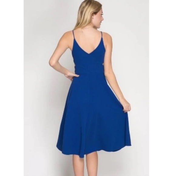 Cut Out Midi Strap Dress - Picture 7 of 7